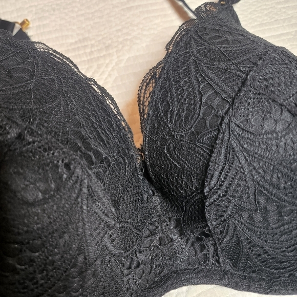 Lively black lace bra- convertable racerback - Picture 4 of 11
